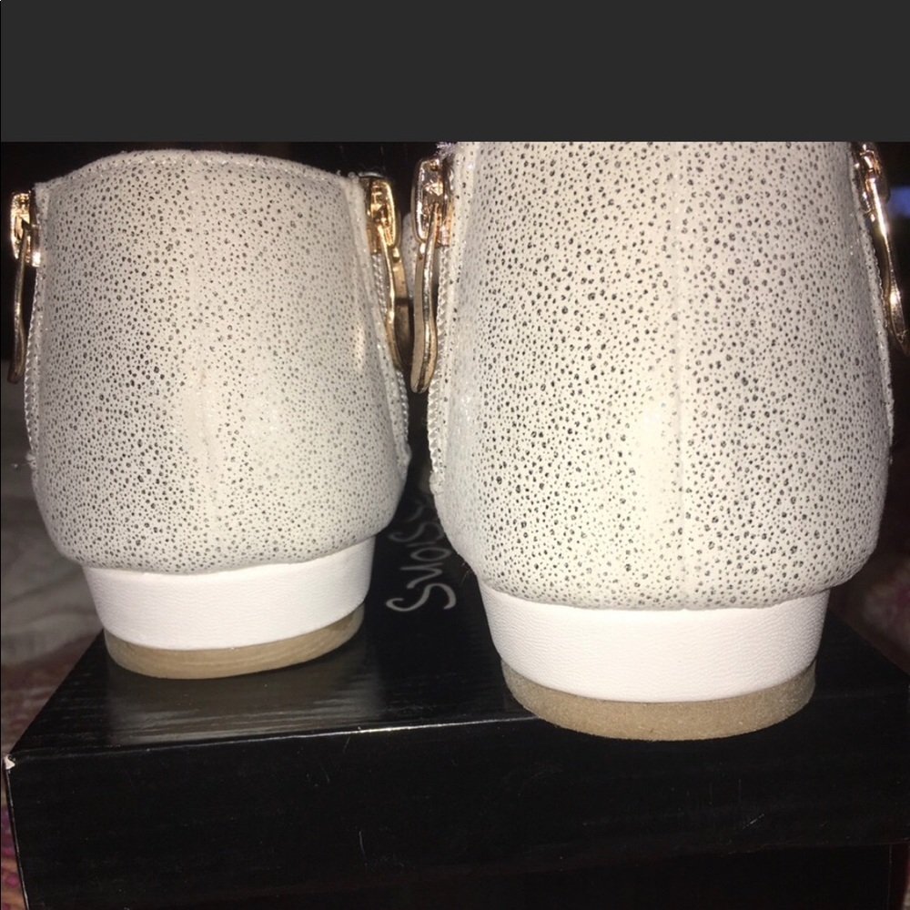 White Diva 10 Sandal - Picture 4 of 6